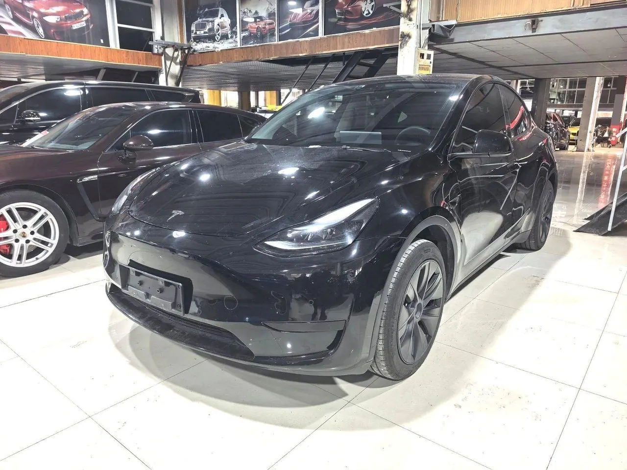 Tesla 2022 Model Y rear-wheel drive version (facelift) automatic gear - View 1