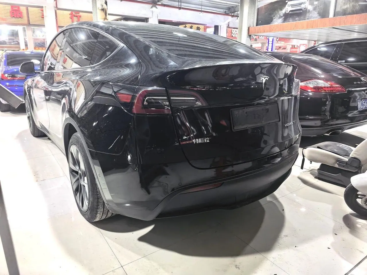 Tesla 2022 Model Y rear-wheel drive version (facelift) automatic gear 3