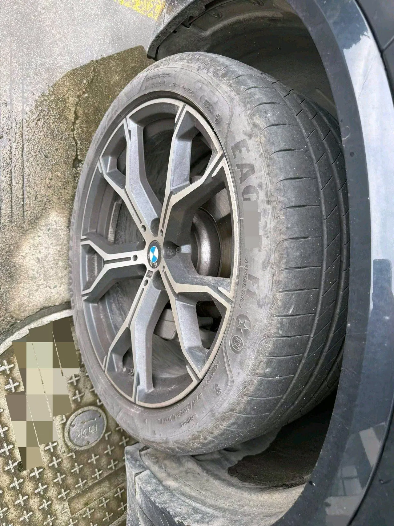 BMW 2025 X5 xDrive30Li 48V 2.0T M sports obsidian night suit automatic gear 2
