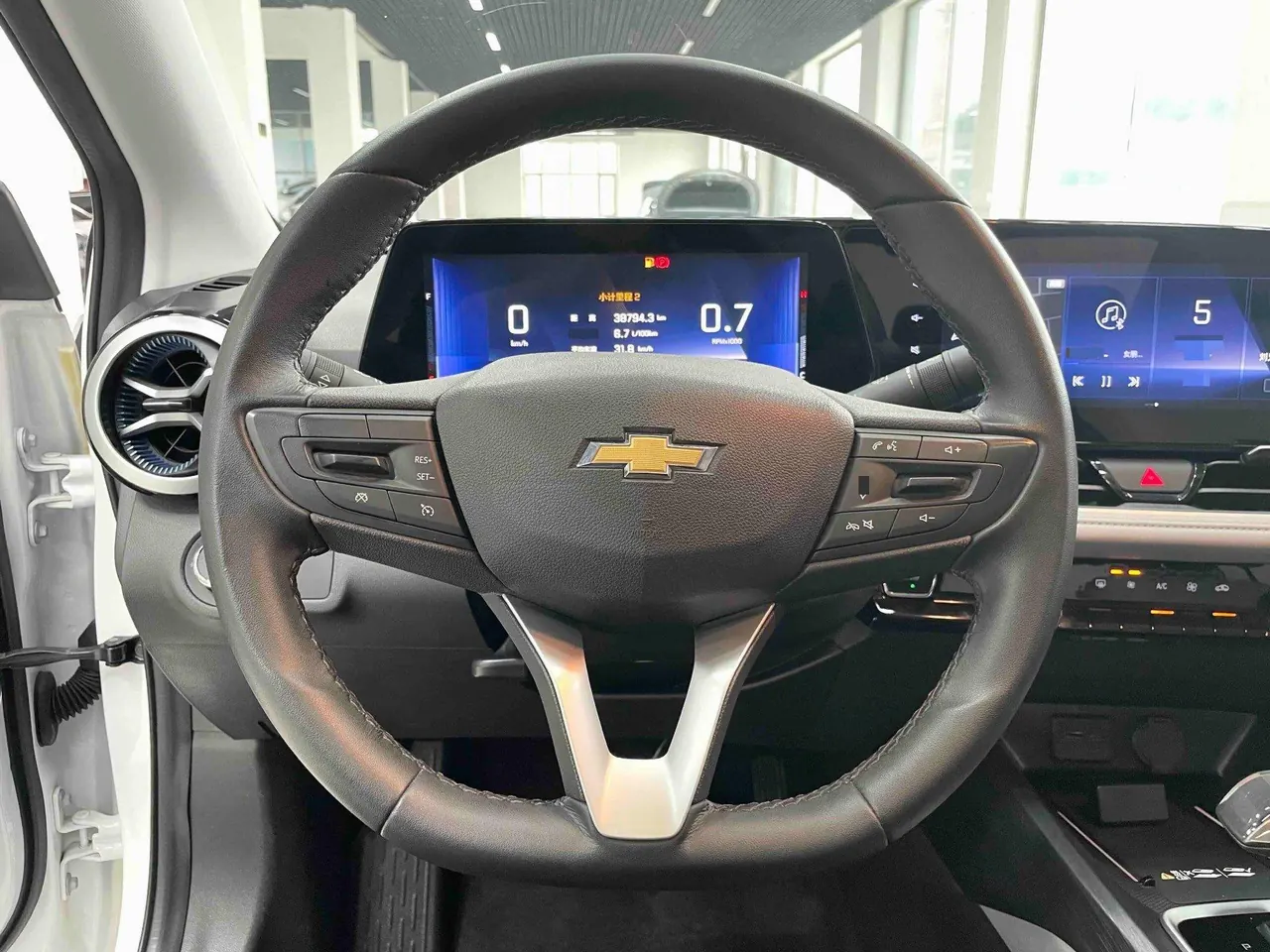 Chevrolet 2023 Cruze 1.5 Pleasant Edition Automatic Gear 4