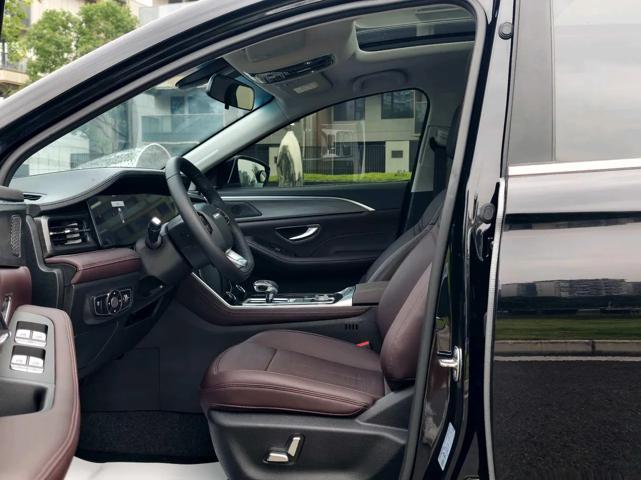 Jetour 2025 X90 PLUS 1.6TD Elite Edition 7-seat Automatic Gear 5
