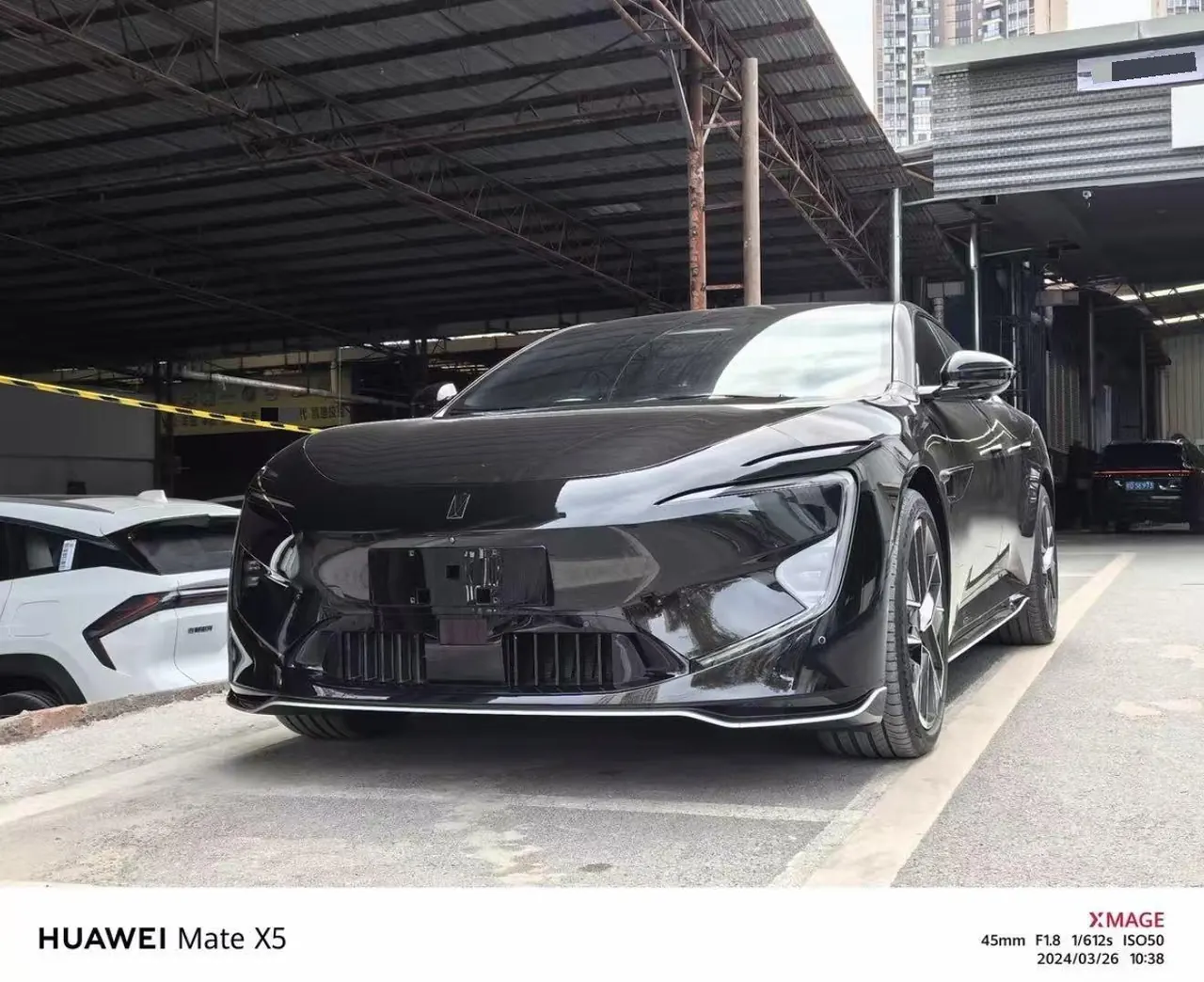Открыть галерею: Avatr 2024 Avatr 12 650 Three Laser Four-wheel Drive Performance Edition Automatic Gear