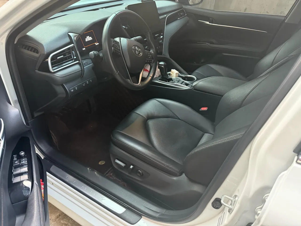 Toyota 2021 Camry 2.5G Deluxe Edition Automatic Gear 4