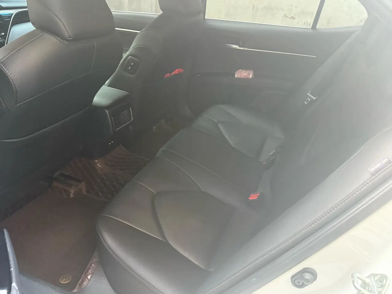 Toyota 2021 Camry 2.5G Deluxe Edition Automatic Gear 5