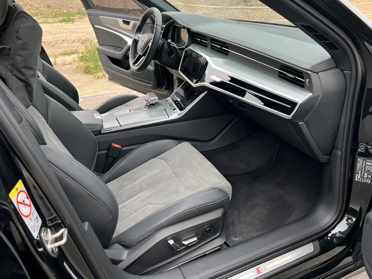Audi 2023 A6L 2.0TFSI 45TFSI Selected Dynamic Automatic 15