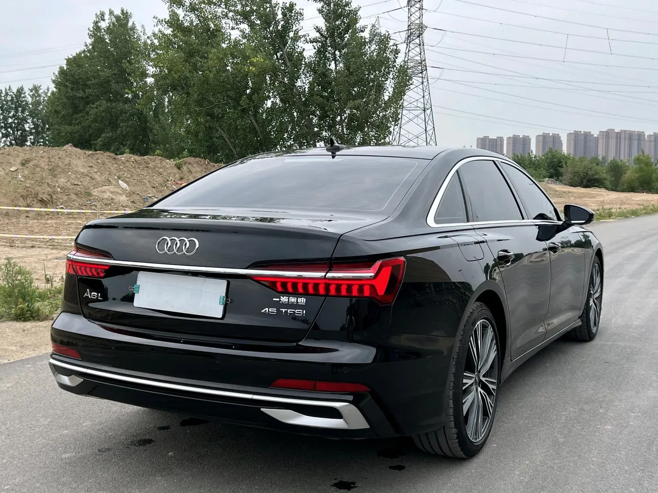 Audi 2023 A6L 2.0TFSI 45TFSI Selected Dynamic Automatic 4
