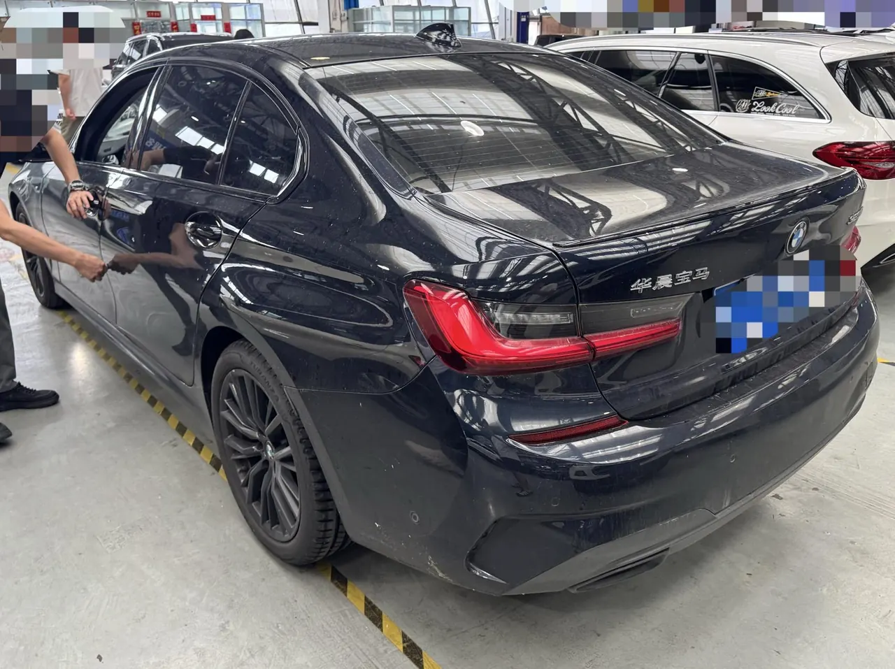 BMW 3 Series 2021 325Li 2.0T M Sports Obsidian Night Kit (Changed) Automatic Gear 7