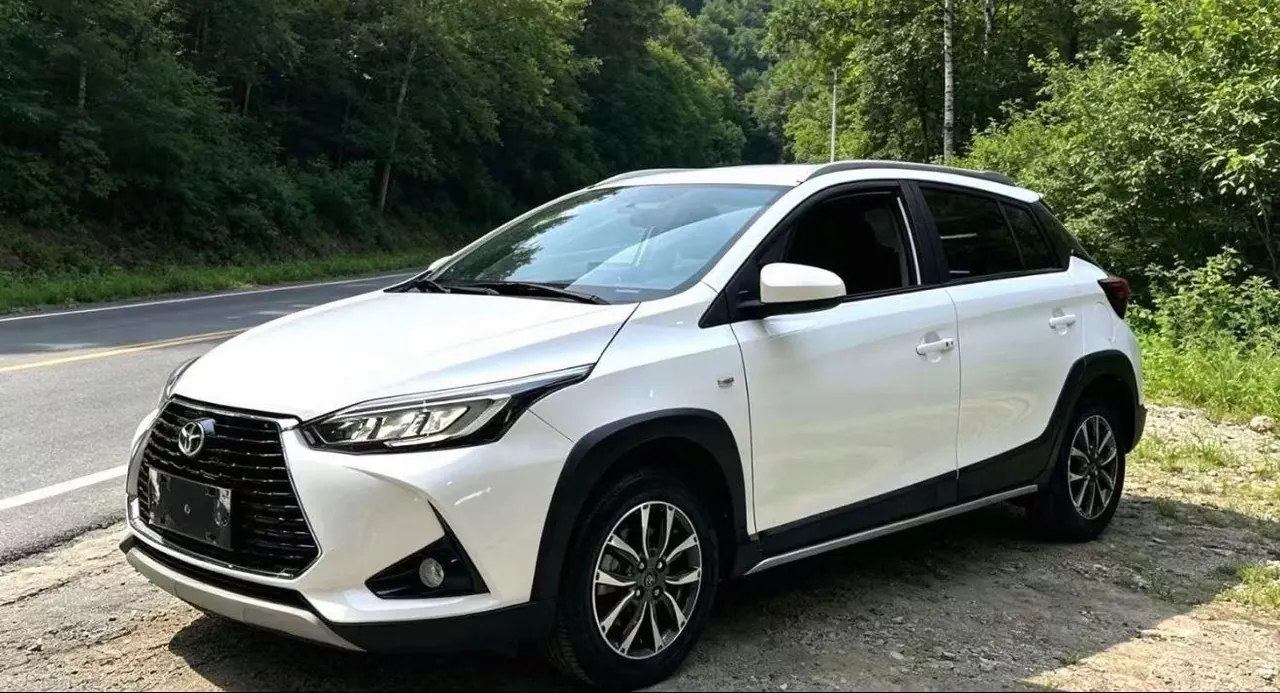 Toyota yaris 2022 YARiS L to dazzle X 1.5 stepless luxury PLUS version of automatic gear - View 1