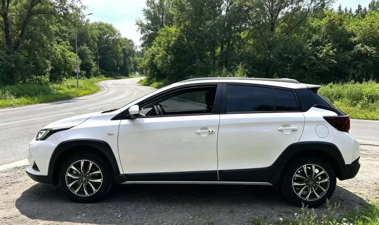Toyota yaris 2022 YARiS L to dazzle X 1.5 stepless luxury PLUS version of automatic gear 3