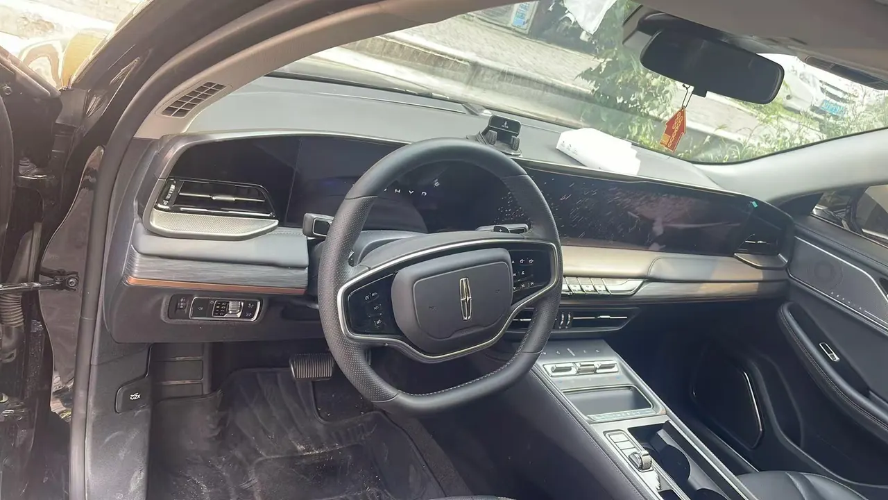 Lincoln 2025 Lincoln Z 2.0T Zunyue Edition Automatic Gear 2