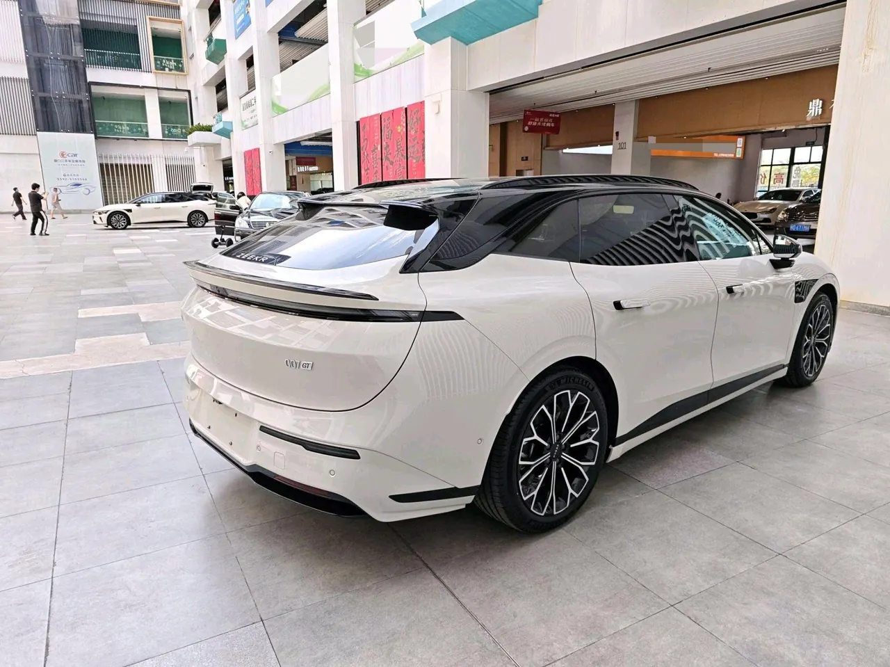 Zeekr 2025 Zeekr 007GT four-wheel drive intelligent driving version 75kWh automatic gear 9