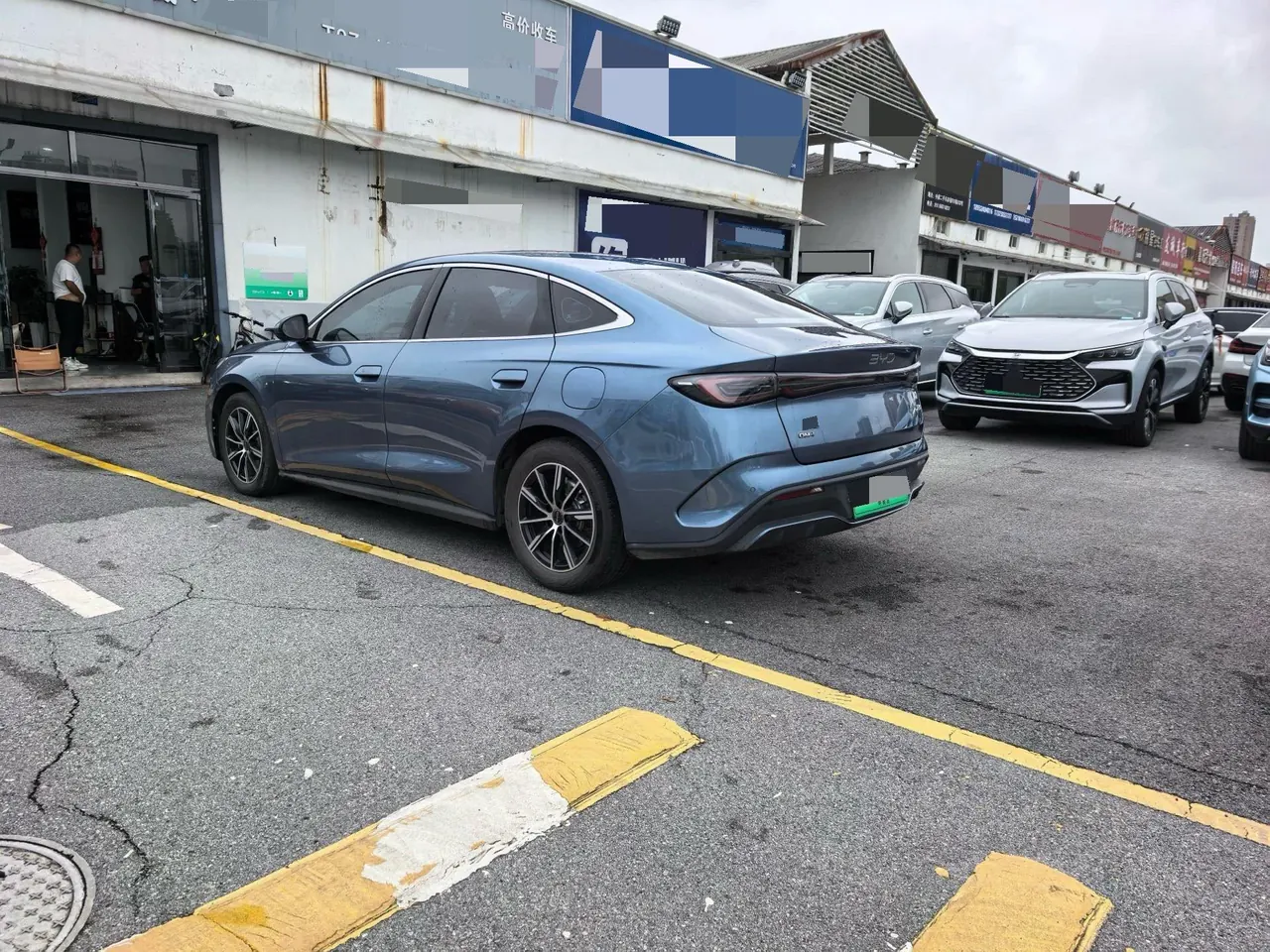 BYD 2024 seals 06 DM-i 1.5 stepless 120KM exclusive automatic gear 13