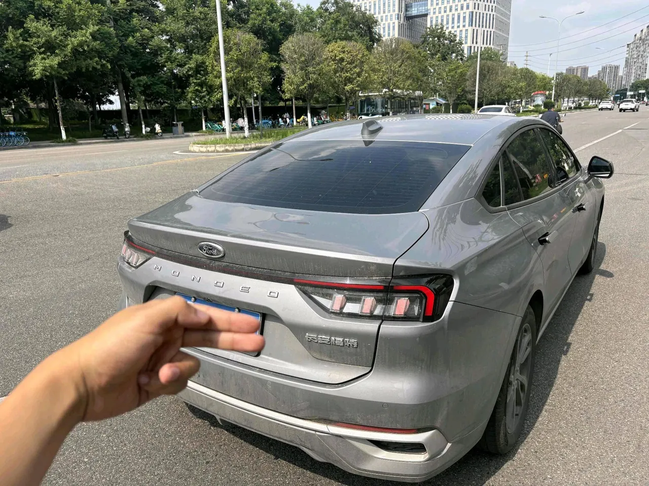 Ford 2025 Mondeo 2.0T EcoBoost Luxury Automatic 8