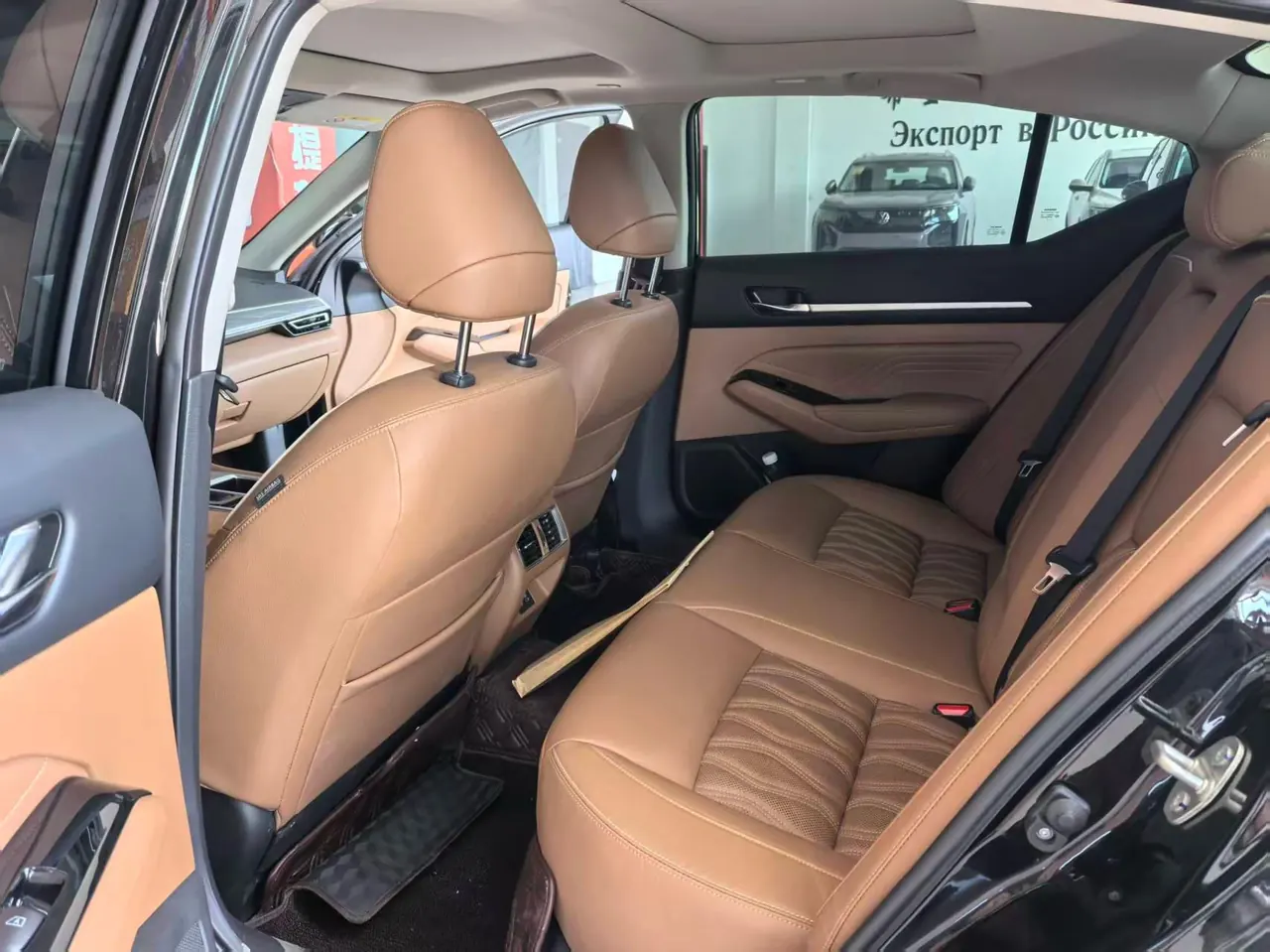 Nissan 2025 Teana 2.0T Stepless XV Exclusive Edition Automatic Gear 5