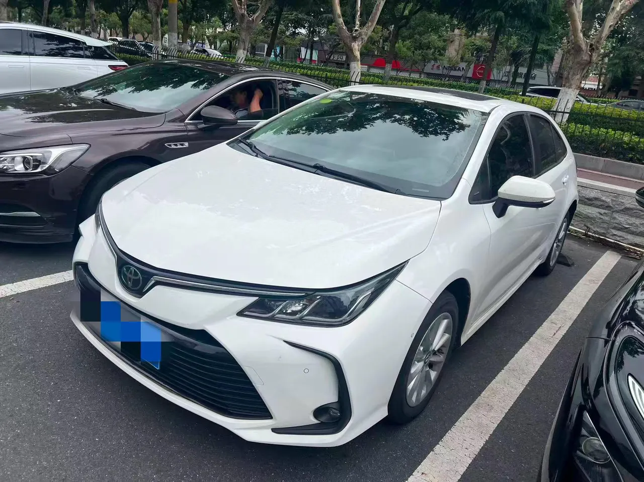 Toyota 2021 Corolla 1.2T Stepless Deluxe Edition Automatic Gear - View 1
