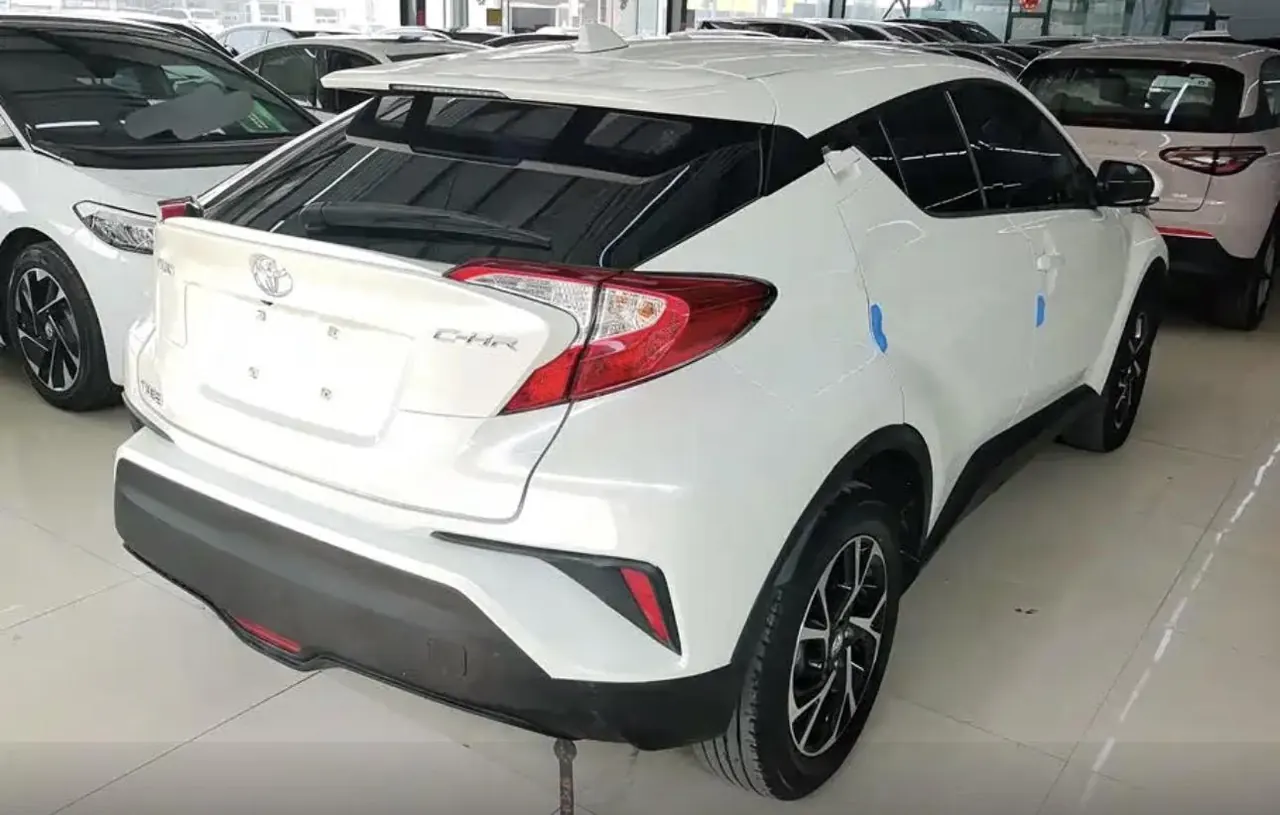 Toyota 2020 C- HR 2.0 stepless leading version of automatic gear 5
