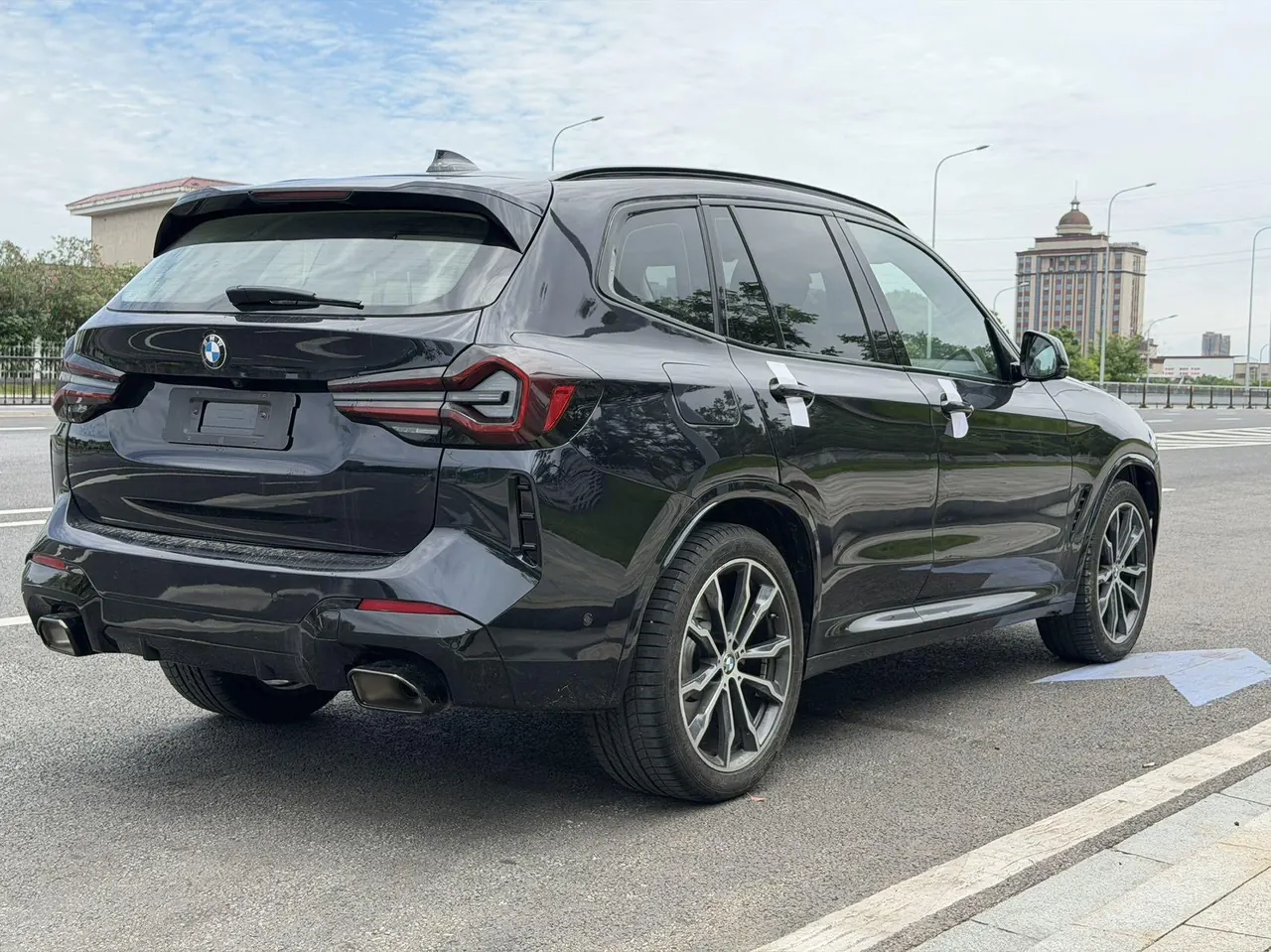BMW 2023 X3 xDrive30i 2.0T Leading M Obsidian Night Suit Automatic Gear 6