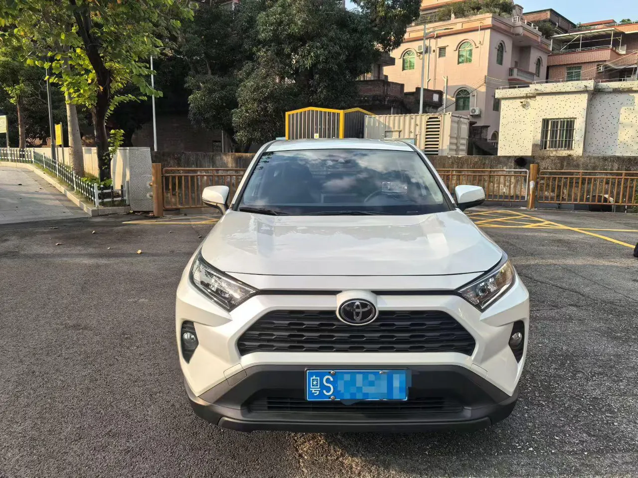 Toyota 2023 RAV4 Rongbo 2.0 Stepless Two-Drive City Edition Automatic Gear - View 1