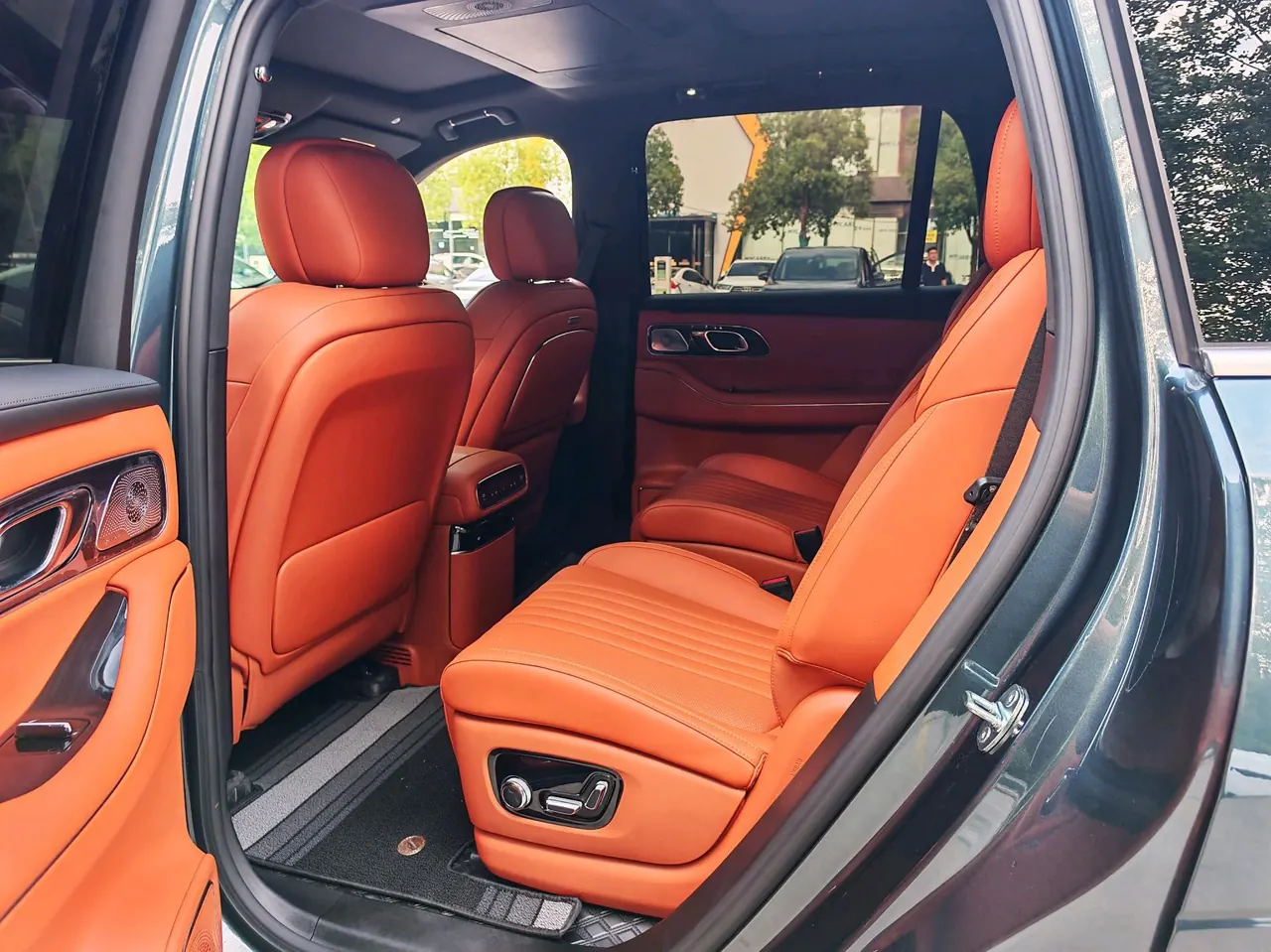 Geely Galaxy 2025 M9 1.5T 230km Two-Drive Discovery Edition Automatic Gear 8