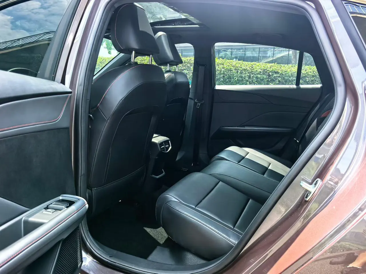 MG 2025 MG5 1.5TGI 300TGI Global Flagship Automatic Gear 6