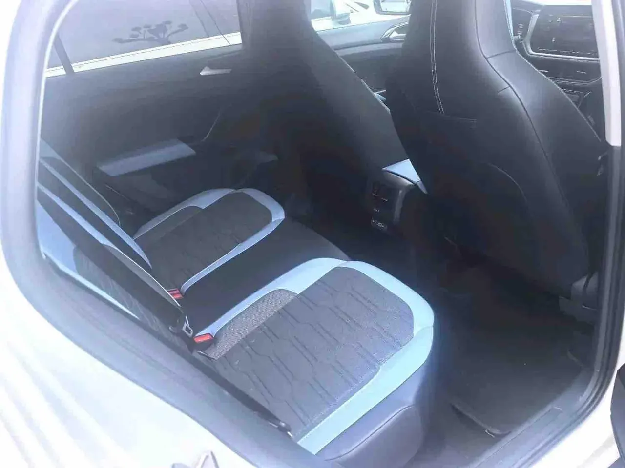 Volkswagen 2025 Tuyue Xinrui 1.5TSI 300TSI Sharp Edition Automatic Gear 3