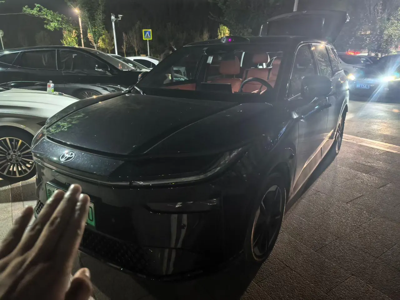 Toyota 2025 Platinum Intelligence 3X 520 Pro Advanced Intelligence Driving Edition Automatic Gear - View 1