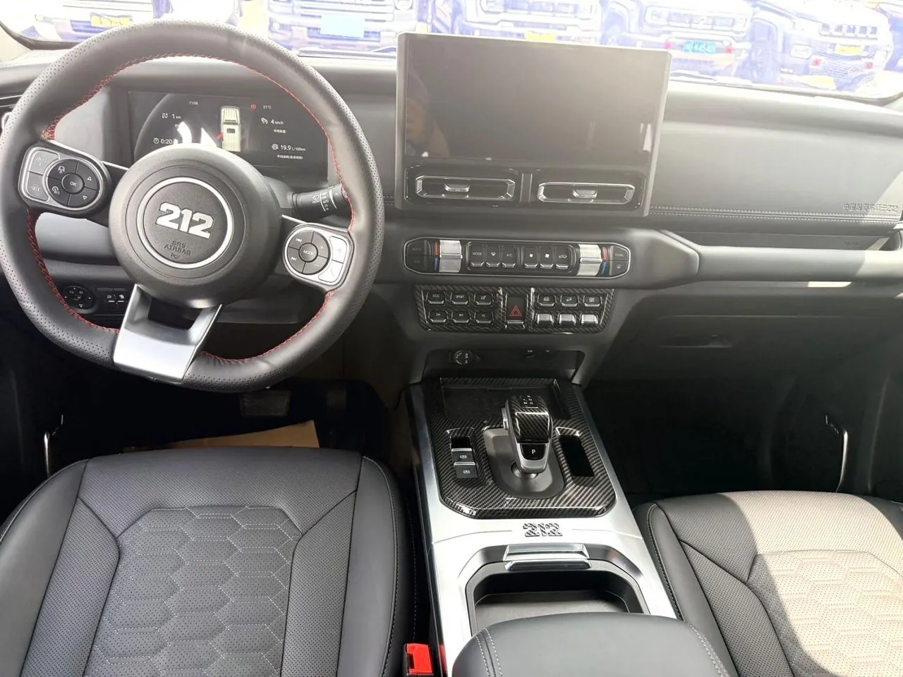 212 2024 T01 2.0T Explorer Automatic 5