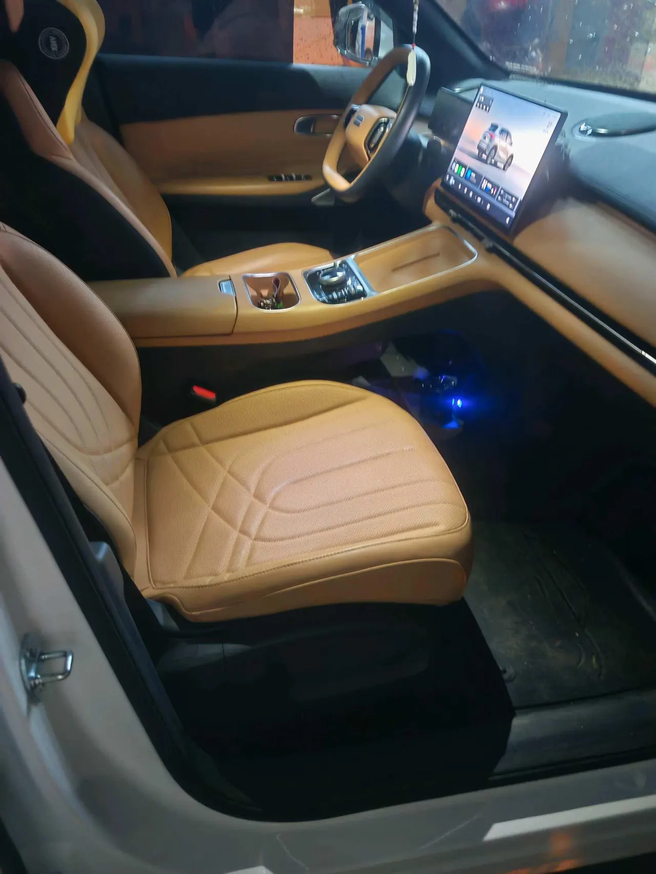 Geely Galaxy 2025 Starship 7 EM-i 1.5 120km Sailing Edition Automatic Gear 5
