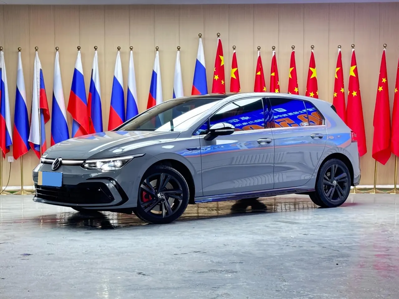 Volkswagen 2021 Golf 8 R-Line 1.4TSI 280TSI Automatic - View 1