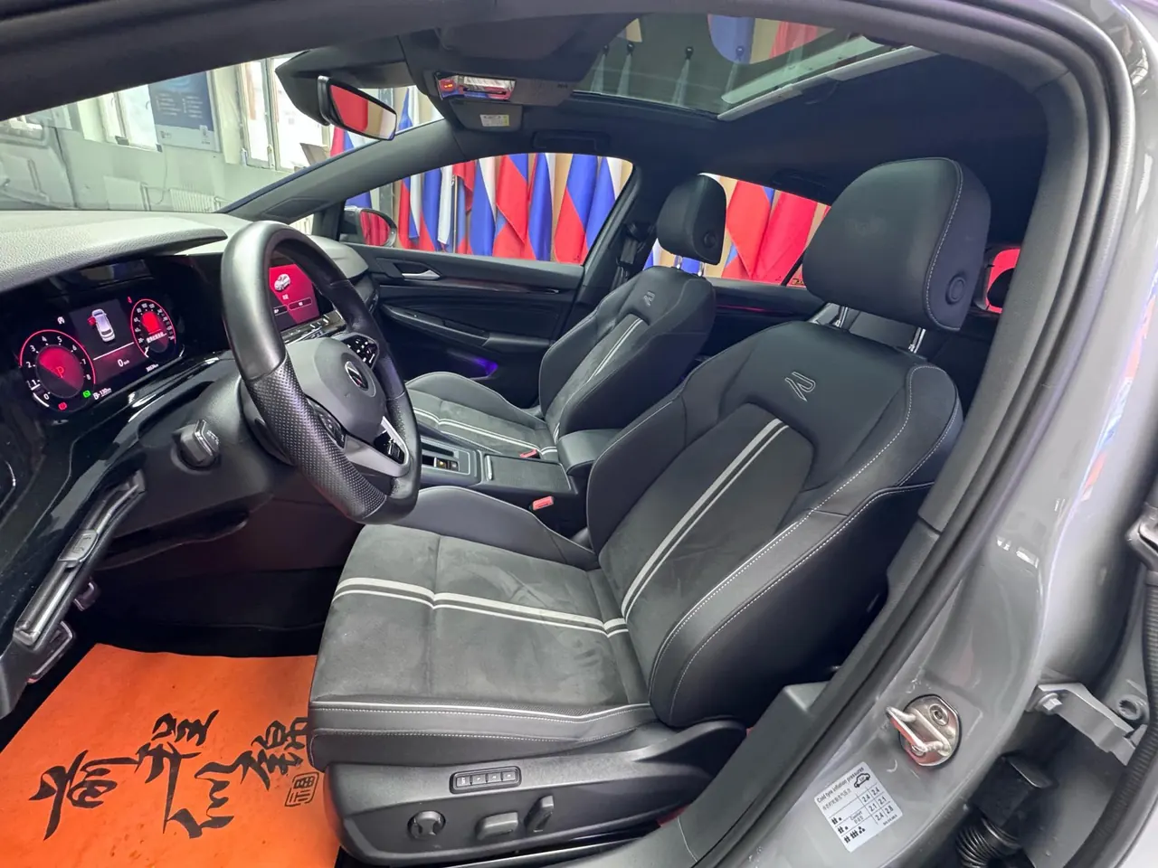 Volkswagen 2021 Golf 8 R-Line 1.4TSI 280TSI Automatic 6