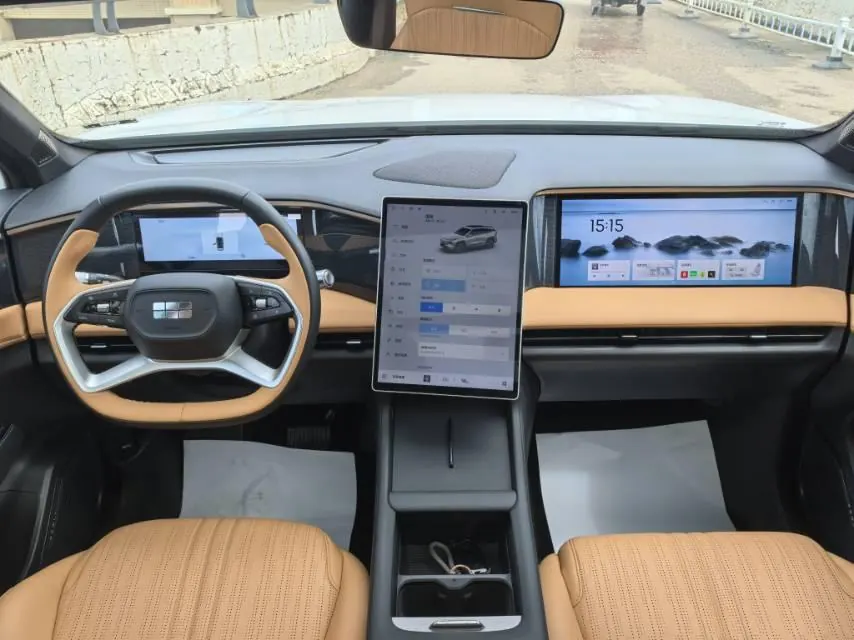 Geely Galaxy 2023 L7 1.5T 115km PLUS automatic gear 7