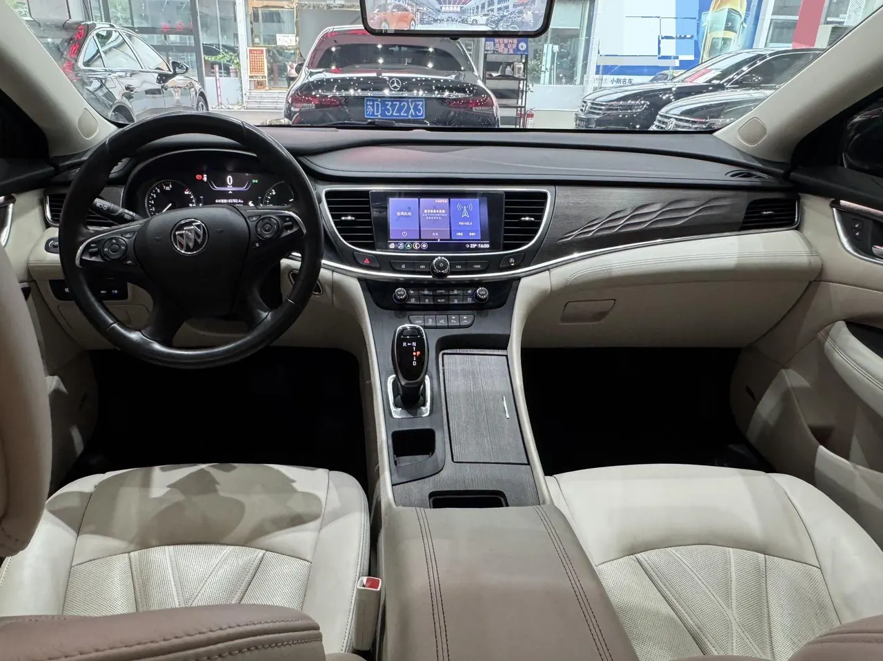 Buick 2021 LaCrosse 2.0T Avenir Premium Automatic 3