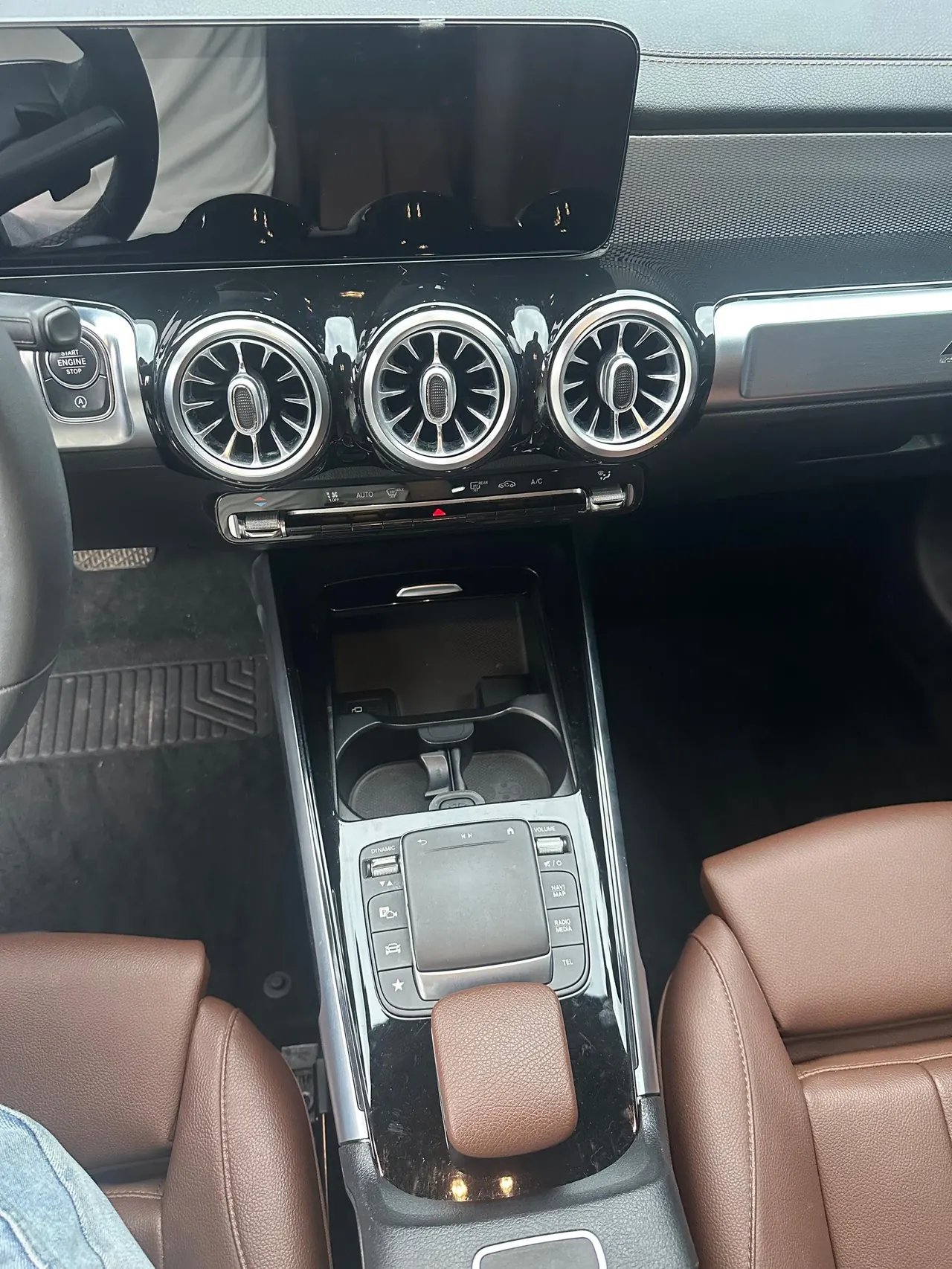 Mercedes Benz 2021 GLB 180 1.3T Dynamic Automatic 14