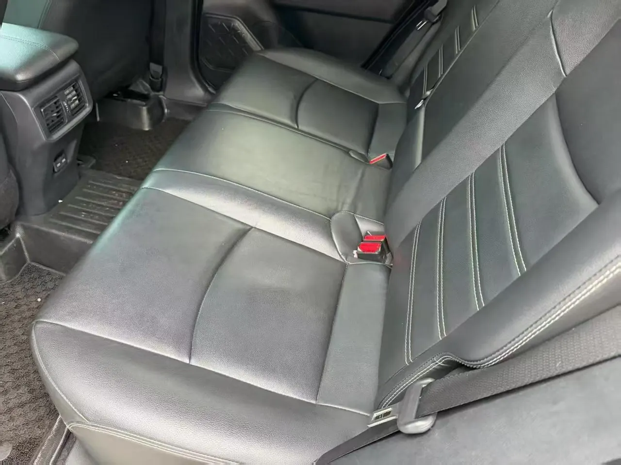 Toyota 2021 RAV4 Rongfeng 2.0 Stepless Four-wheel Drive Fashion PLUS Edition Automatic Gear 6