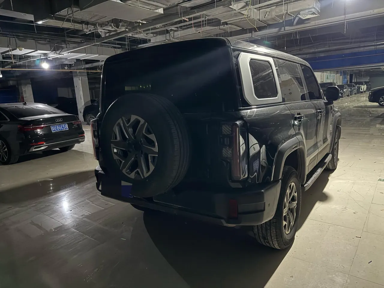 Beijing 2024 BJ40 2.0T City Hunter Edition Chivalrous Automatic Gear 2