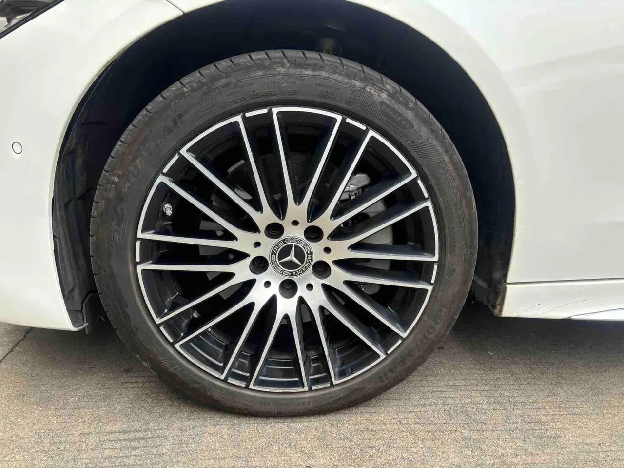 Mercedes Benz Class C 2024 C 260 L 48V 1.5T Sports Edition (Modified 3) Automatic Gear 5