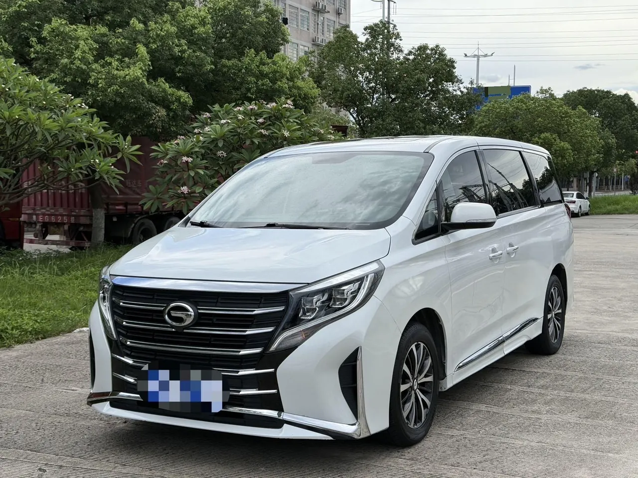 Open image lightbox: Chuanqi 2021 M8 2.0T 390T Leading Show Series Distinguished Welfare Edition Automatic Gear