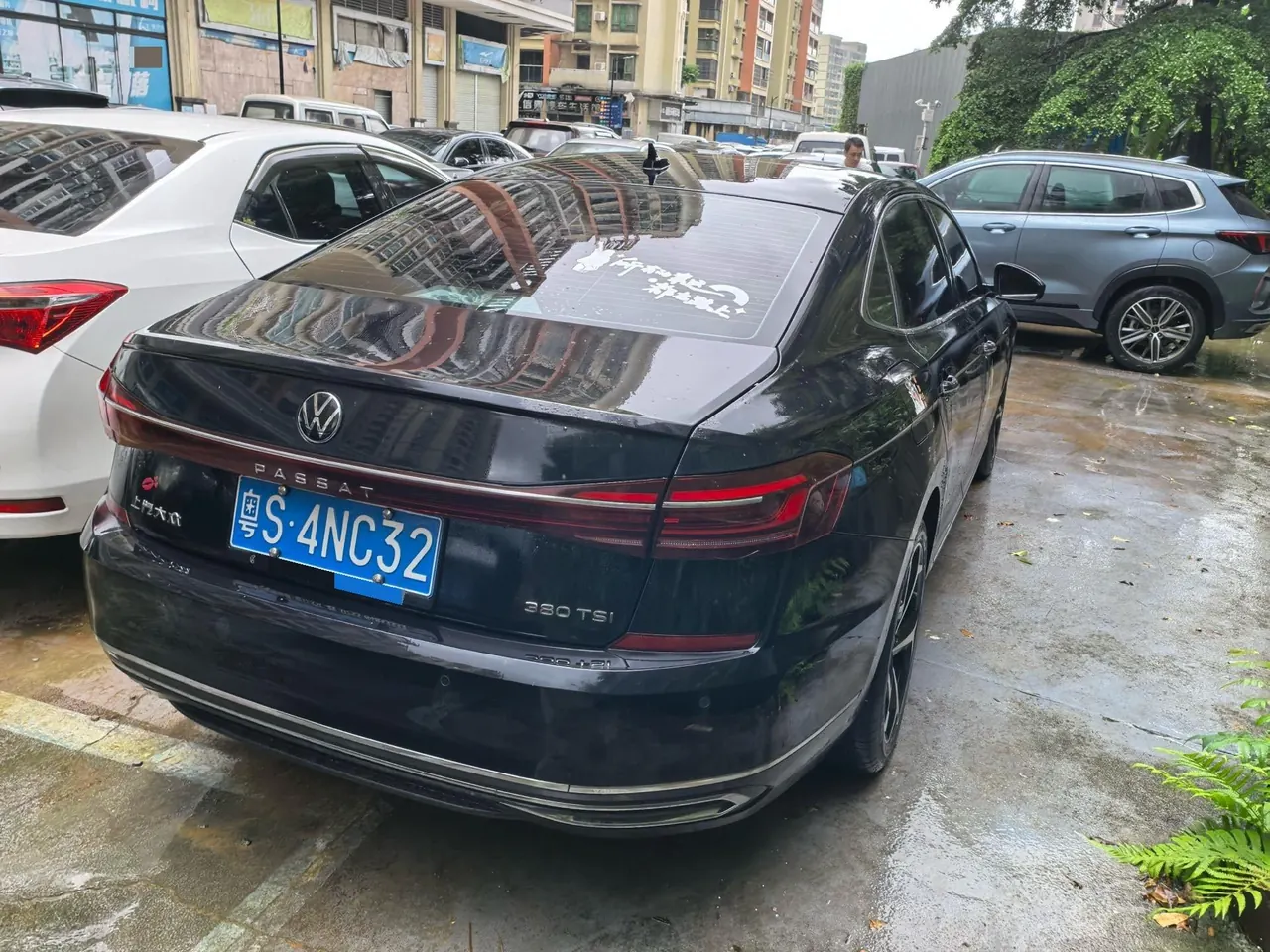 Volkswagen 2024 Passat 2.0TSI 380TSI Flagship Automatic 3