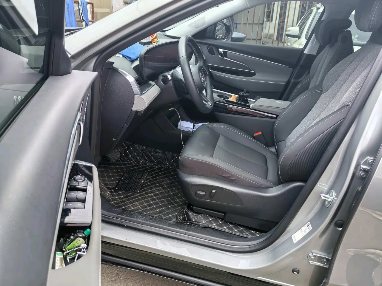 Buick 2024 E5 Pioneer Pro Edition Automatic Gear 2