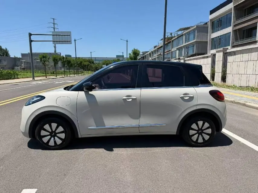 WuLing 2024 Plantronics 333km LingBox Connected Automatic Gear 7