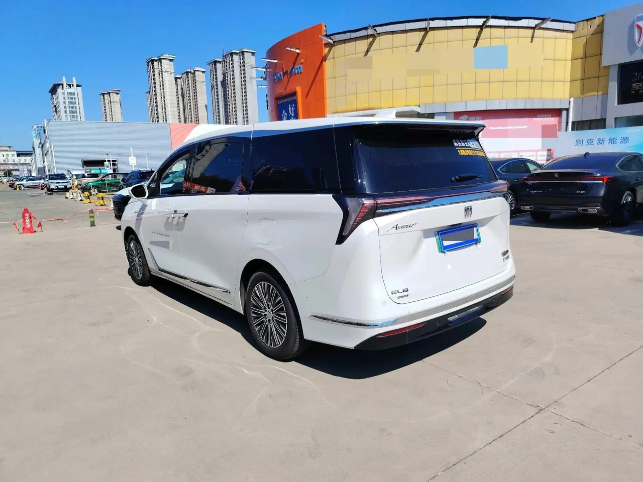 Buick 2024 GL8 Lu Zun PHEV 1.5T Luxury Edition 7-seat Automatic Gear 13