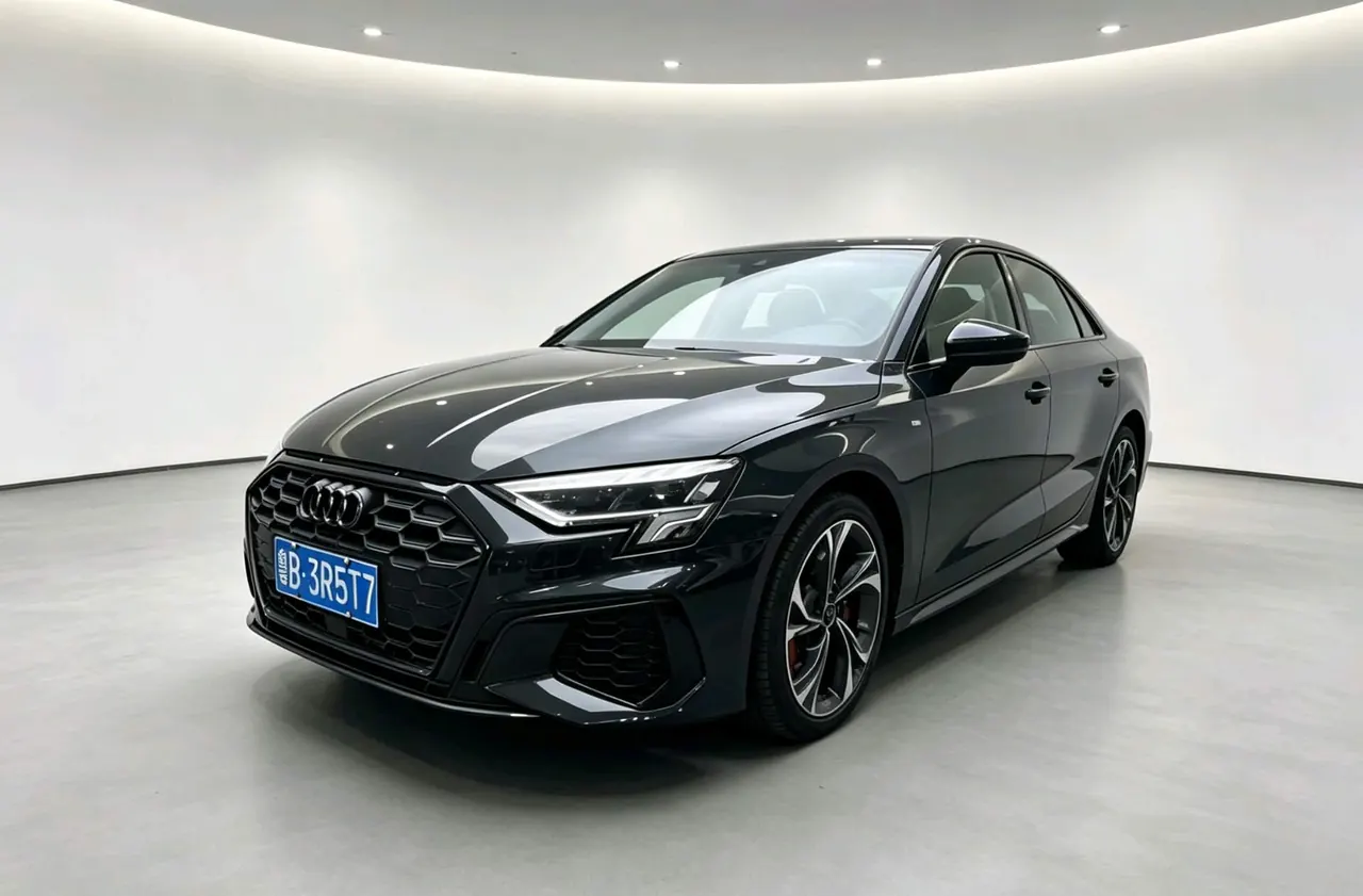 Audi 2022 A3 Sportback 1.4TFSI 35TFSI Fashion Elegant Automatic Gear - View 1