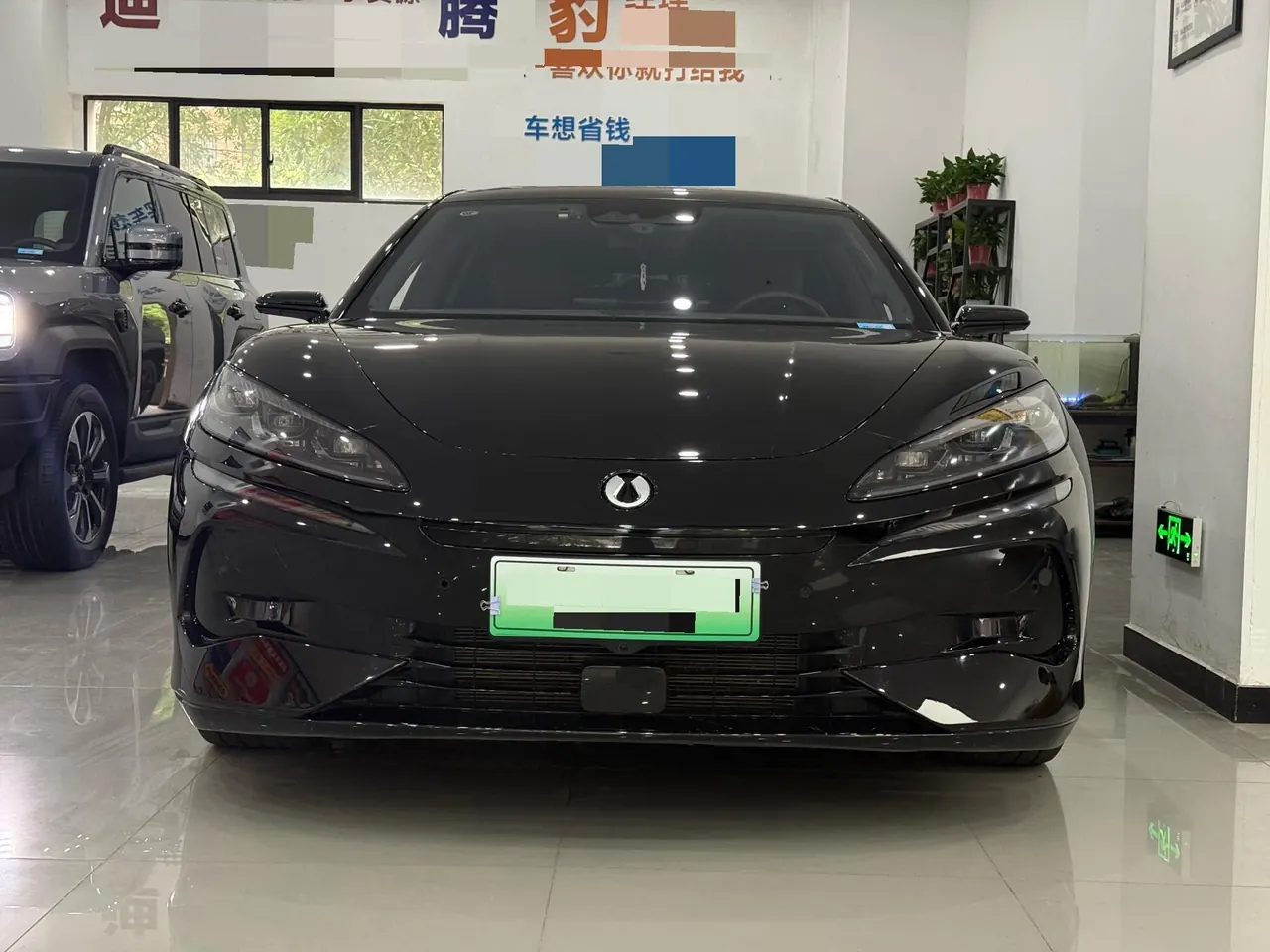 Denza 2024 Denza Z9GT 2.0T stepless 1100 four-wheel drive Ultra version automatic gear 3