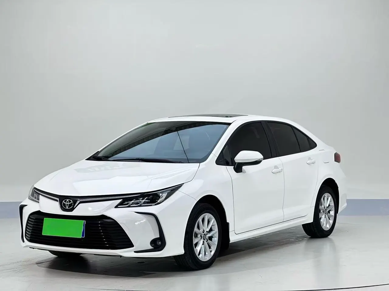 Toyota 2021 corolla 1.2T stepless elite PLUS version of automatic gear - View 1