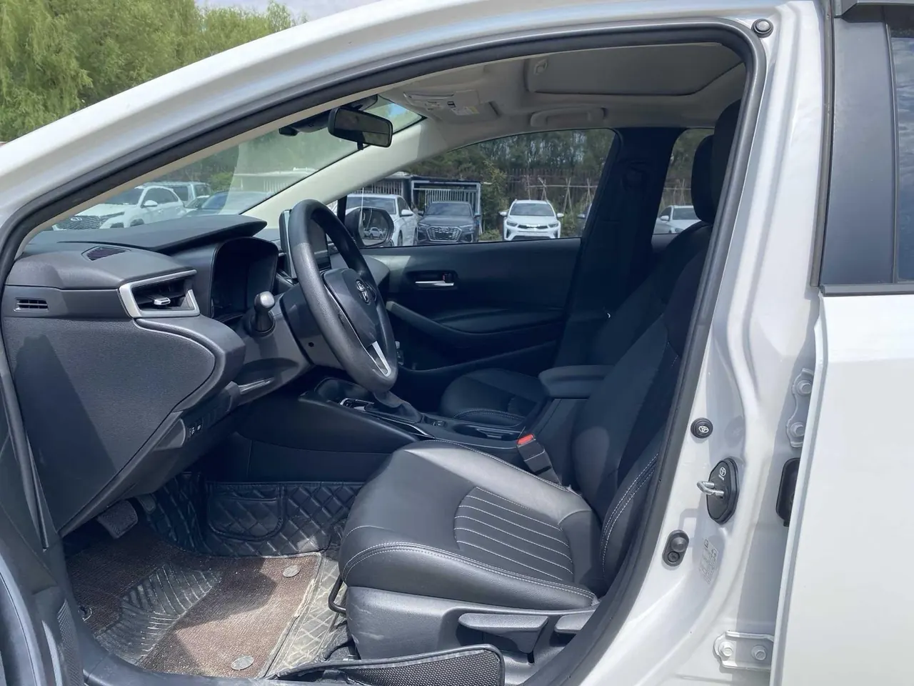 Toyota 2021 corolla 1.2T stepless elite PLUS version of automatic gear 7