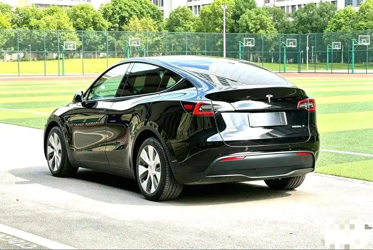 Tesla 2022 Model Y rear-wheel drive version automatic transmission 4