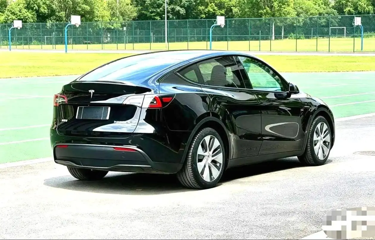 Tesla 2022 Model Y rear-wheel drive version automatic transmission 5