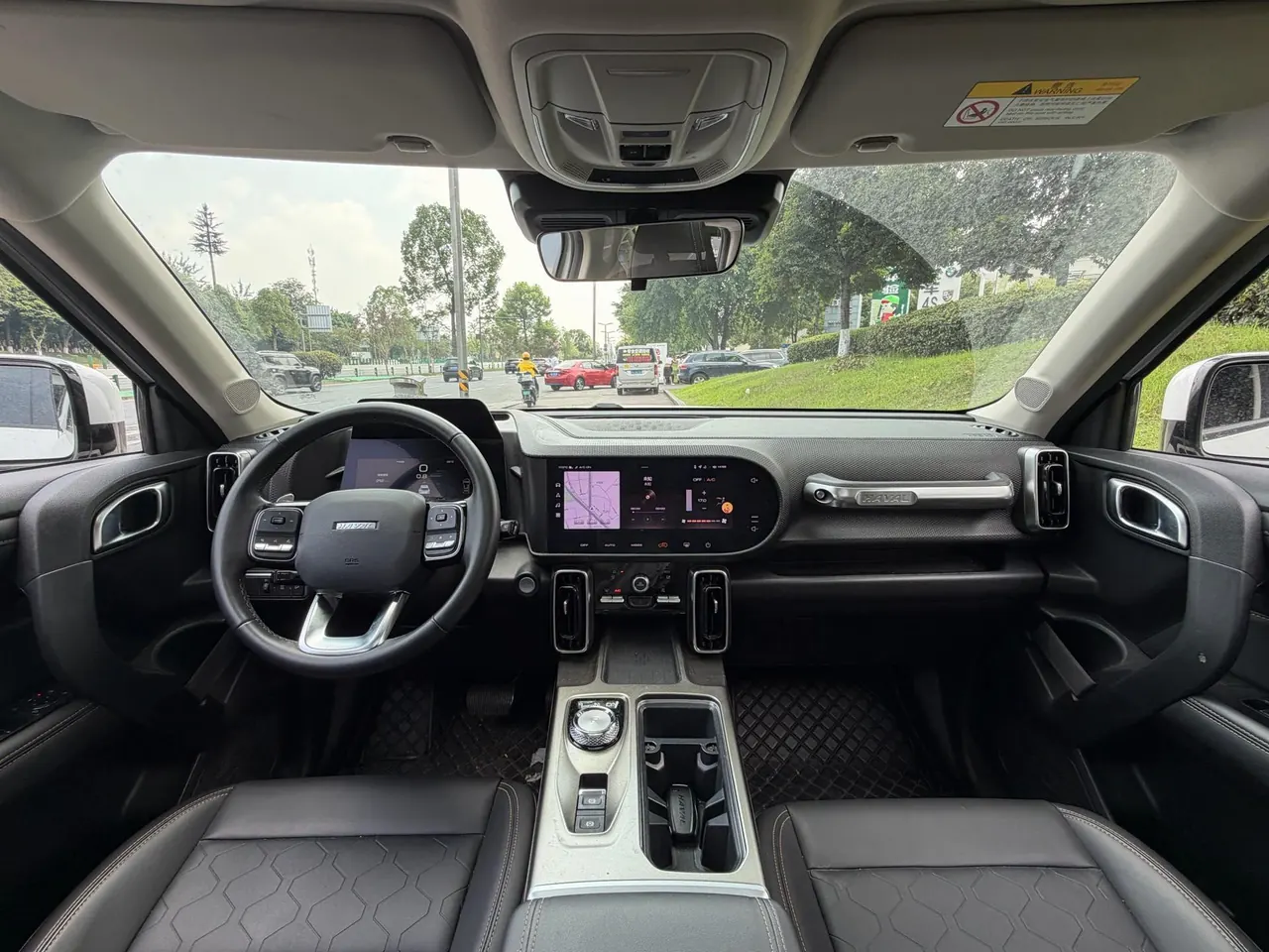 Haval 2022 big dog 1.5T two-wheel drive Labrador version automatic gear 5