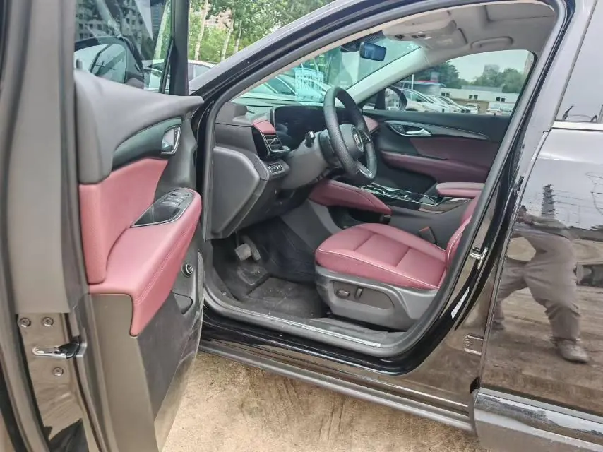 Buick 2026 Angkewei Plus 2.0T 28T Two-Drive Platinum Edition Automatic Gear 5