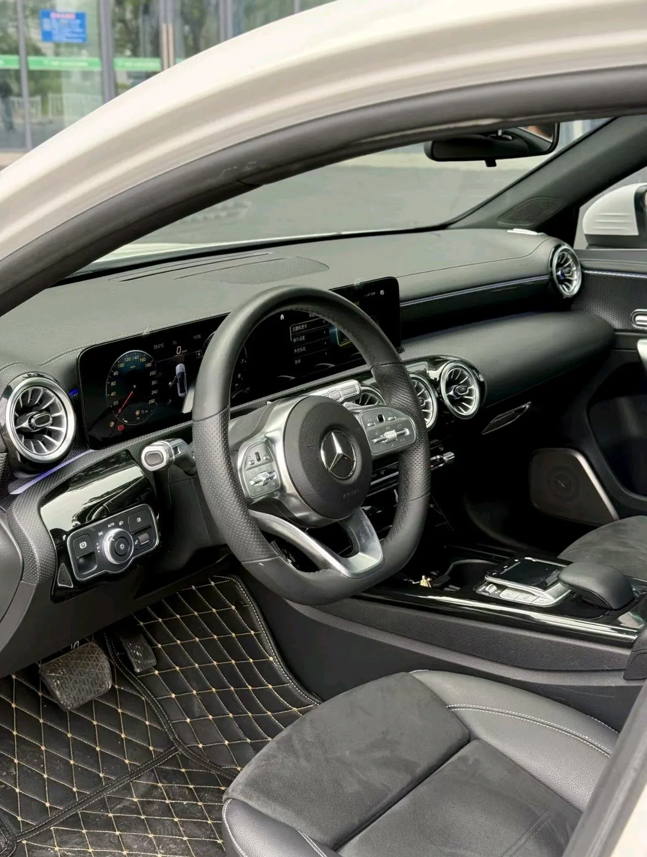 Mercedes Benz Class A 2021 A 200 L 1.3T Fashion Automatic Gear 2